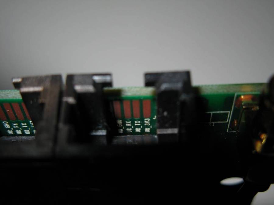 WRT160NL External Serial pins
